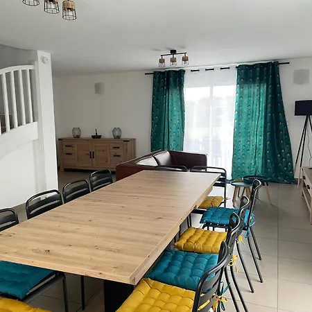 Grande Maison Avec Piscine Villa